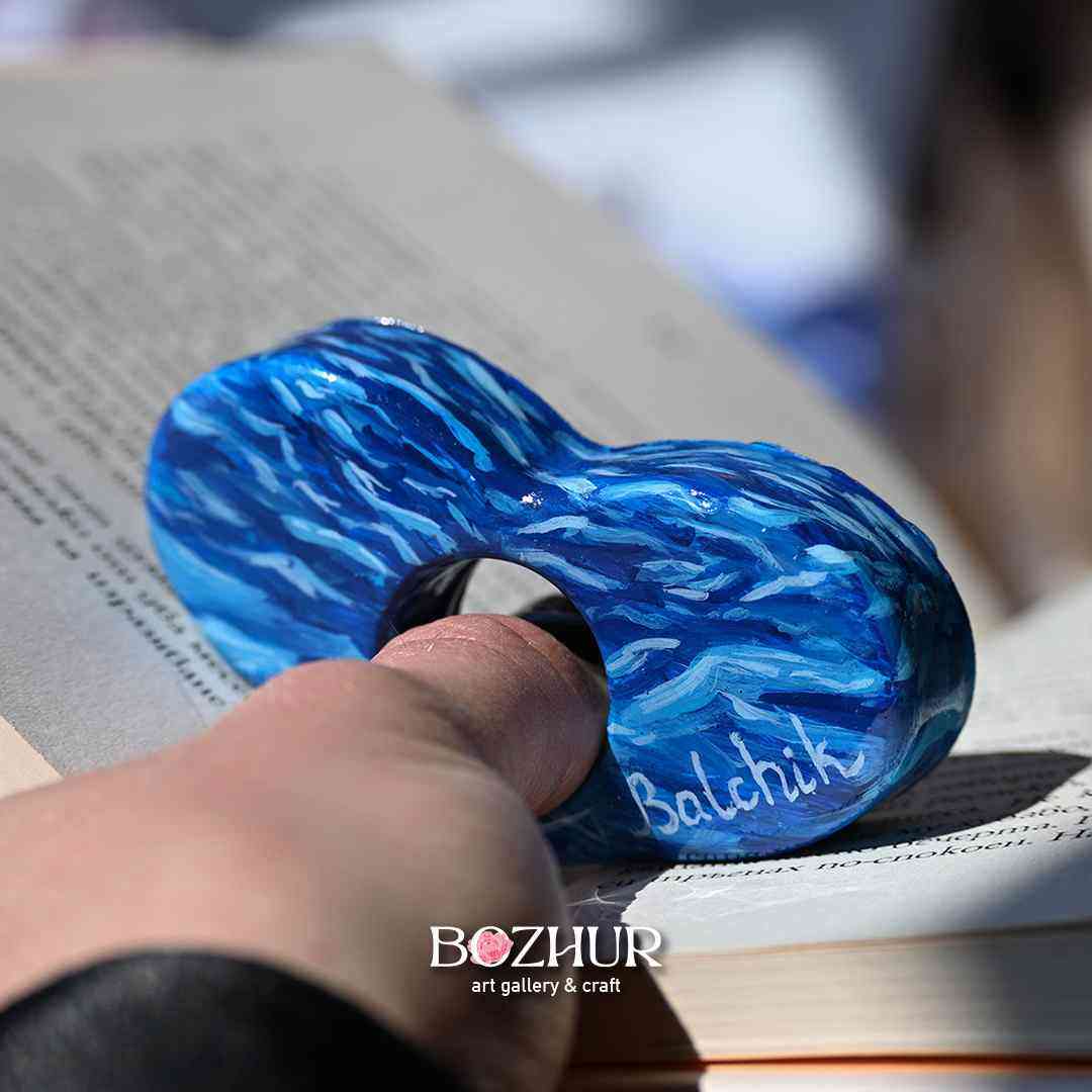 Книгодържач "Море" - ръчно рисуван