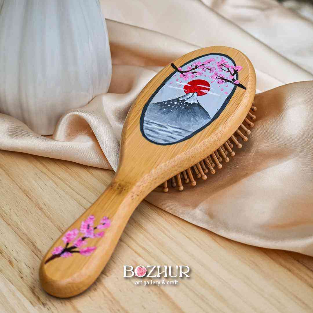 Рисувана четка за коса - Японско вдъхновение