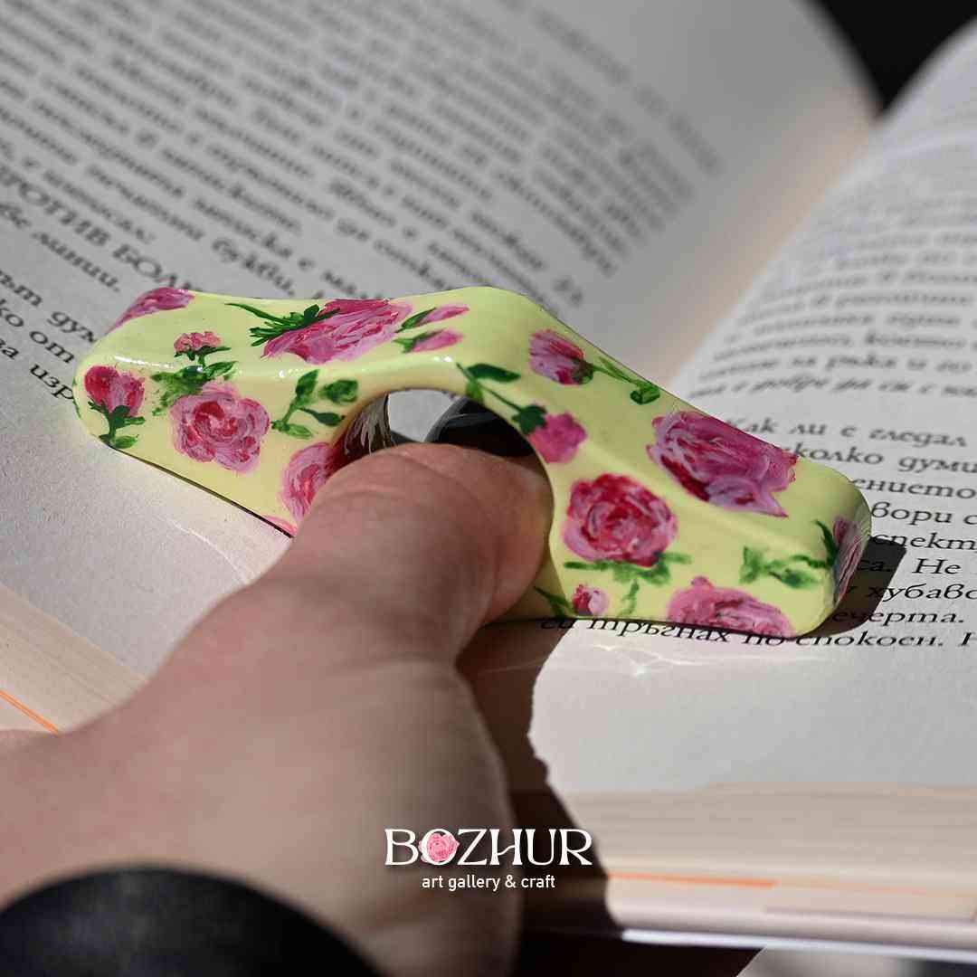 Книгодържач "Приказни рози" - ръчно рисуван